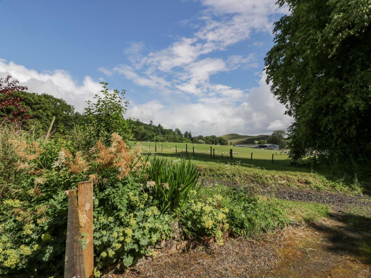 Trefoil Cottage Biggar Exterior photo